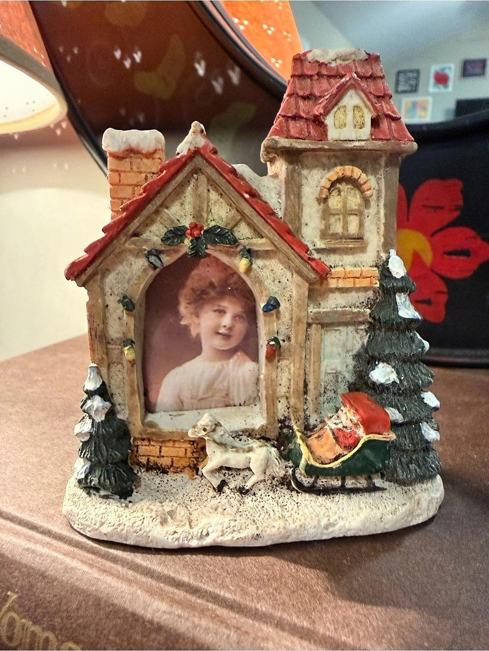 Christmas Village Photo Frame Decor, Brown & Red